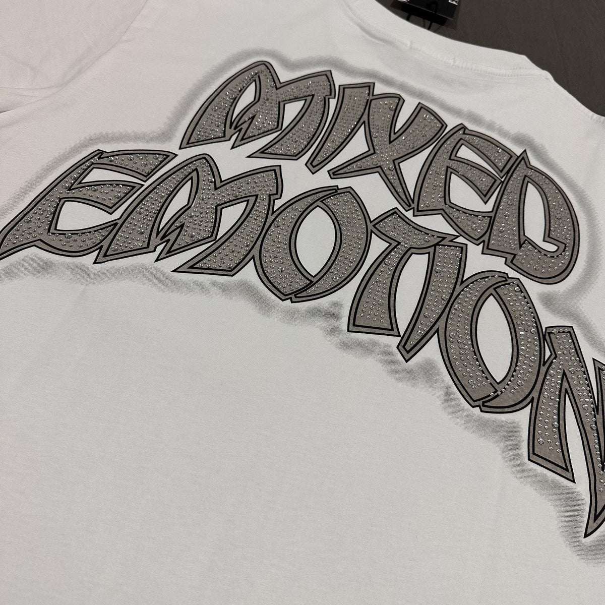 MIXED EMOTION Skull Graveyard Graphic T-Shirt