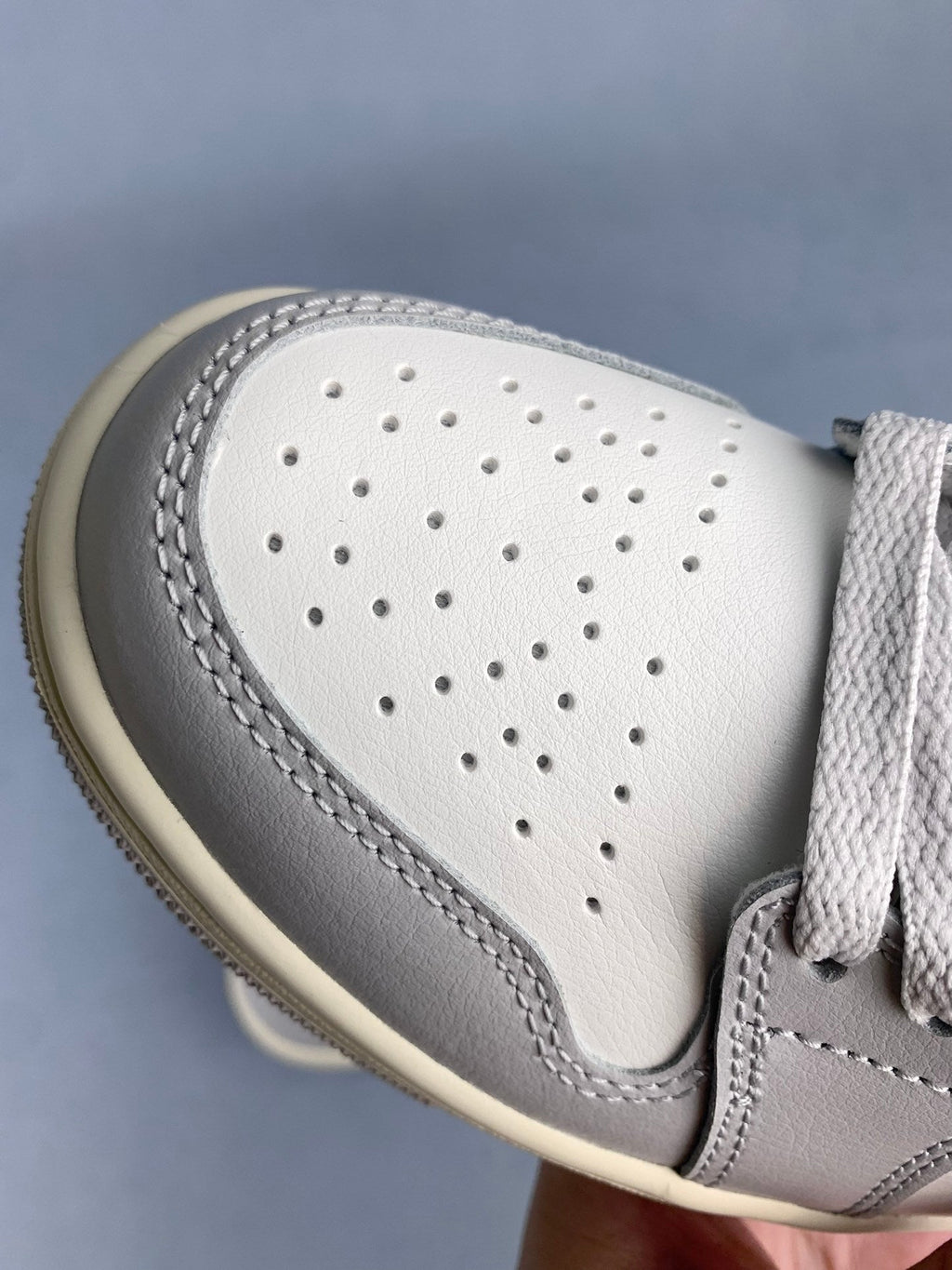Air Jordan 1 Low White/Grey Unisex Sneakers DC0774-103